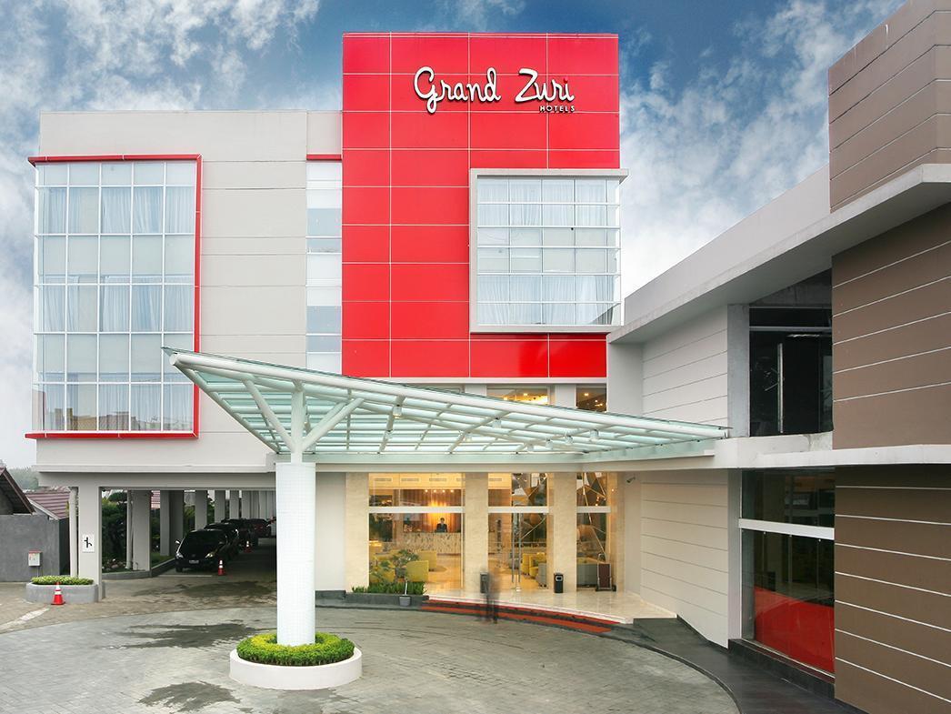 Hotel Grand Zuri Muaraenim Exteriér fotografie